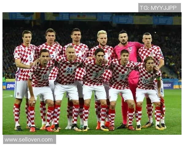 杭州足球队的蜕变之路：从传统强队到现代化足球俱乐部的探索与实践