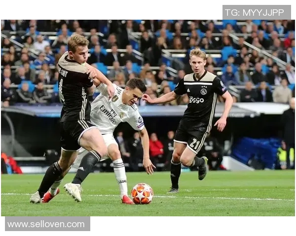 英国足球明星爱德华的职业生涯与成就全解析